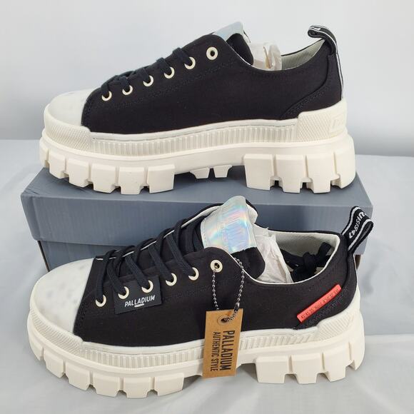 Palladium Unisex W8/M6.5 Revolt Lo TX Black/Marshmallow Platform Shoes New - Picture 1 of 6